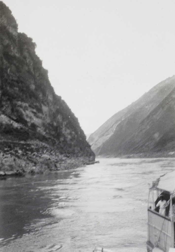 Looking back to the Eastern or Lower entrance of the Wushan