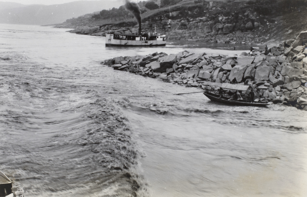 A steamer and a small boat, Yangtze River