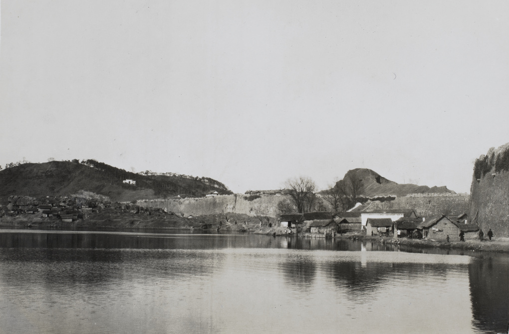 Houses in front of the city wall