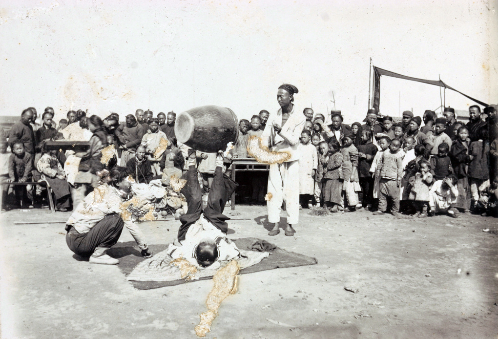 Chinese tumblers, Race Day entertainment, Shanghai, November 1902