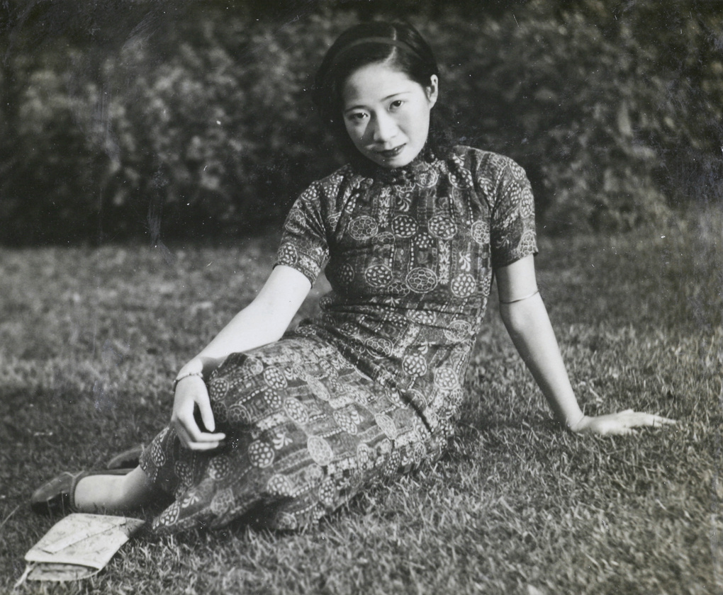An unidentified woman | Historical Photographs of China