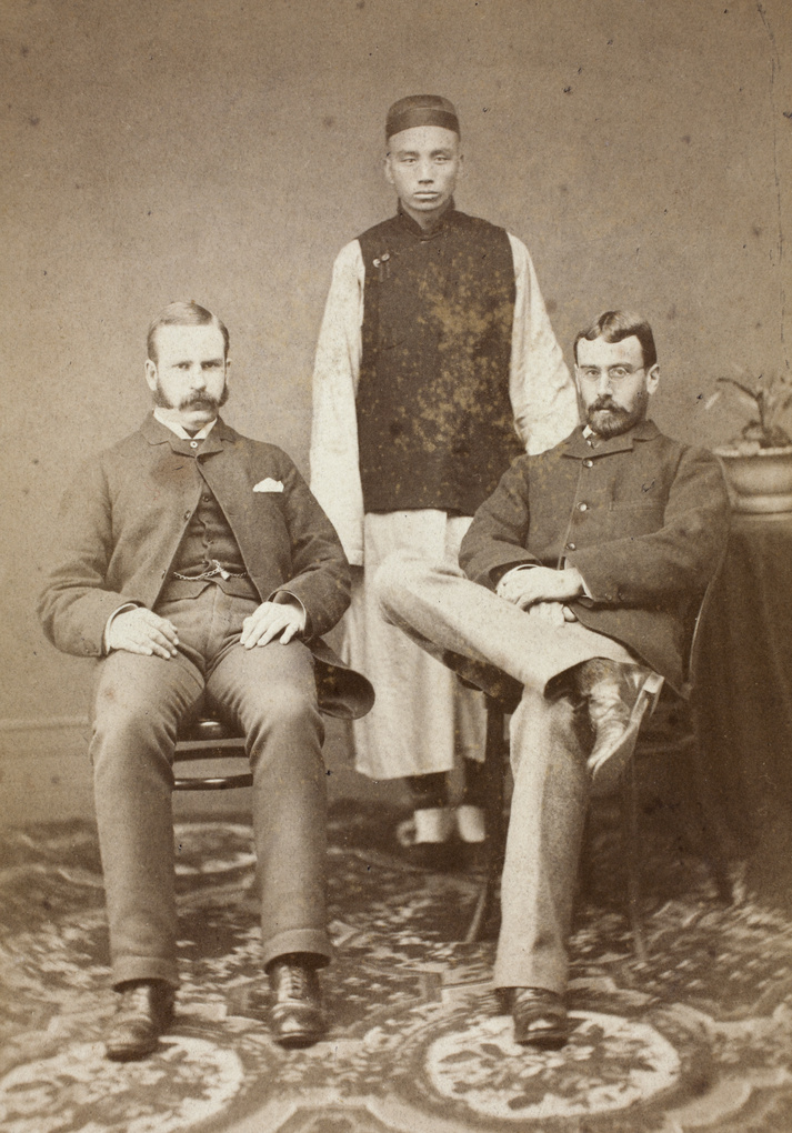 Guy Hillier with an unidentified man and a servant, Shanghai