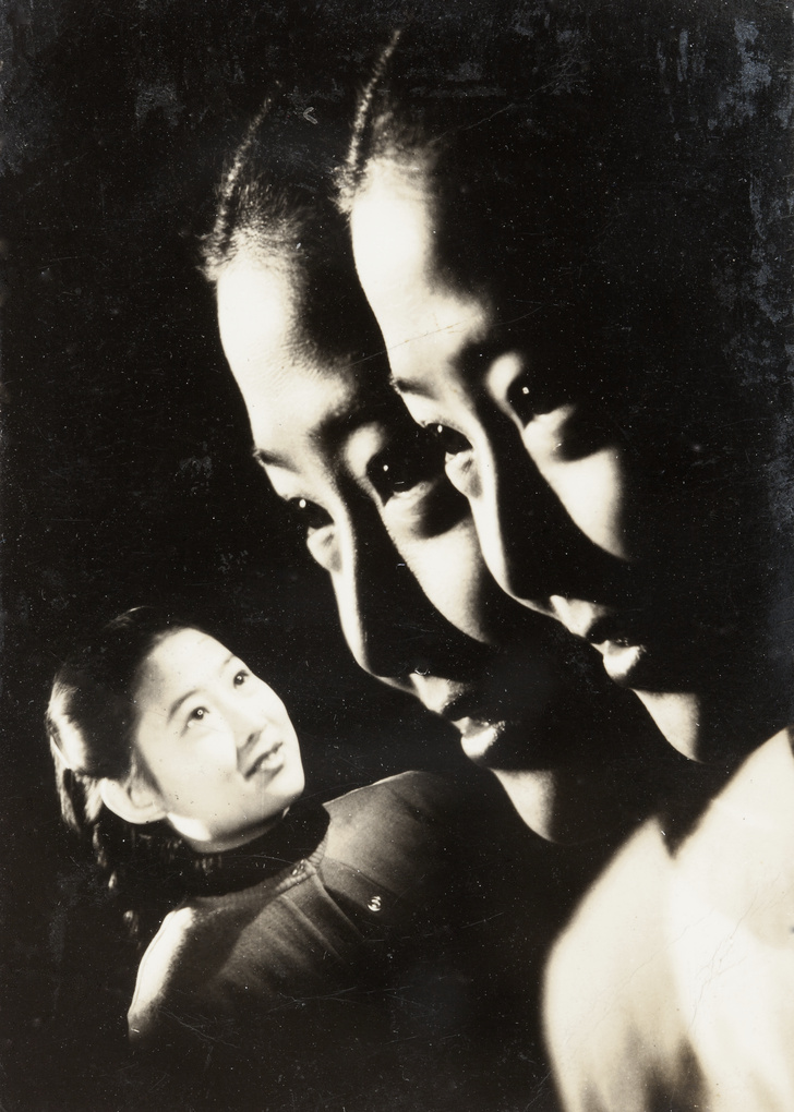 An 'erwo tu' portrait of a Chinese woman