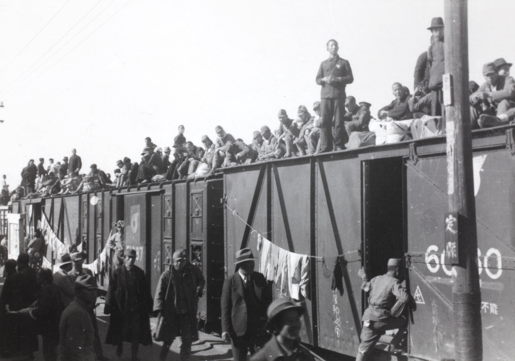 Soldiers on train carriages, during retreat from Guilin, 1944