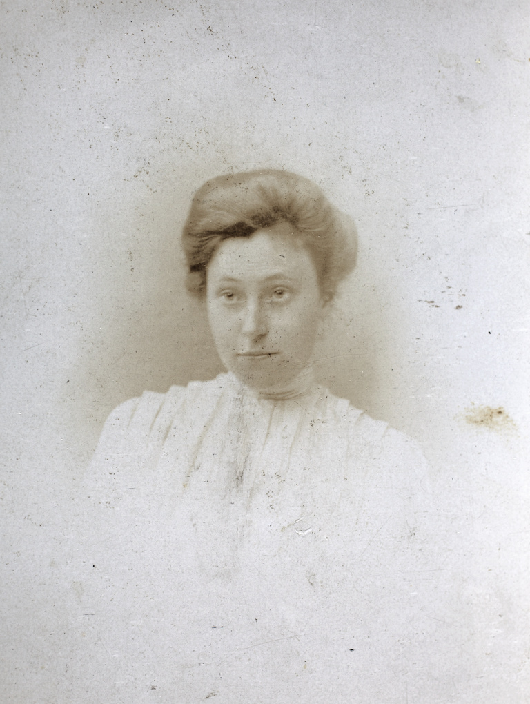 Studio portrait of Dr Eleanor Whitworth Mitchell