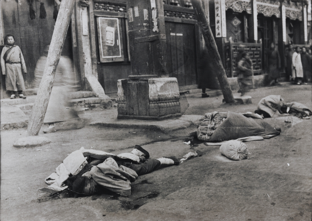Bodies of executed looters, Peking Mutiny 1912
