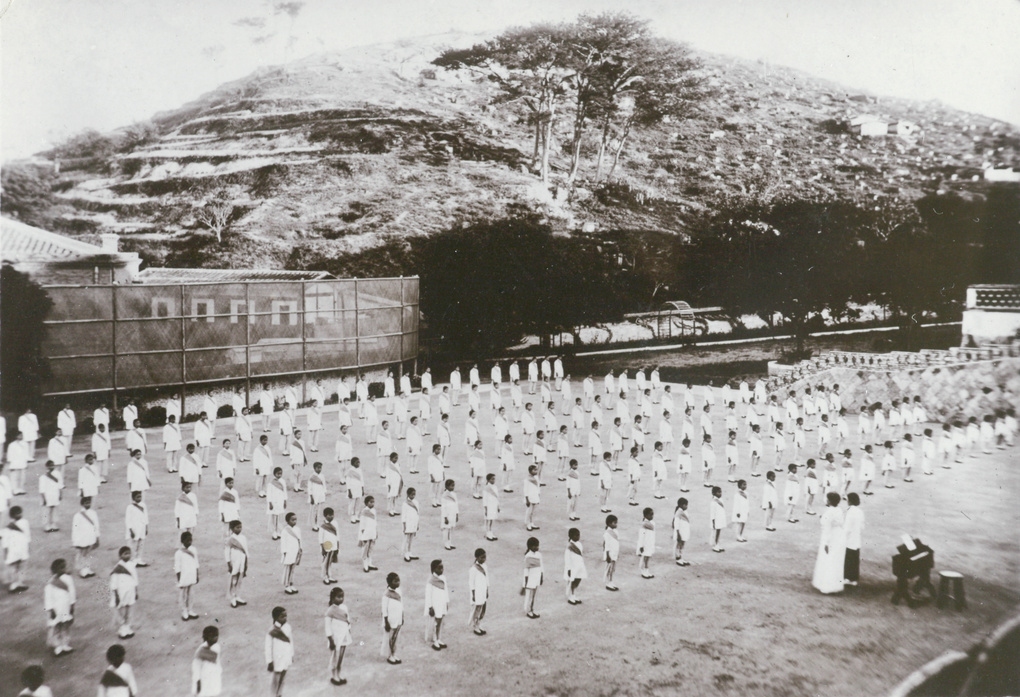 Exercises, Church Missionary Society Girls’ School, Foochow, c.1900