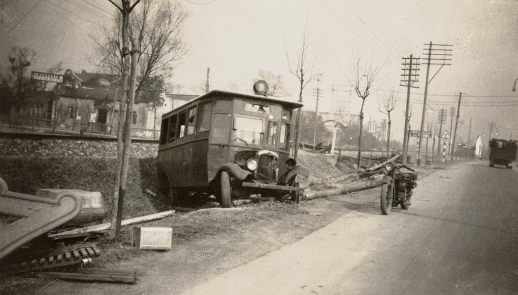 Damaged bus, Shanghai, c.1932