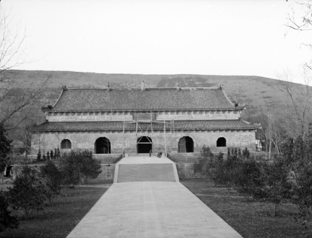 The Beamless Hall (Wuliangdian), Nanking, 1934