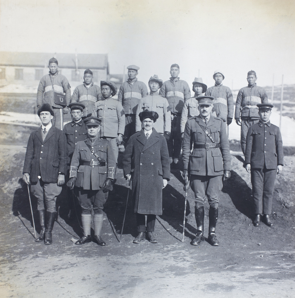 Chinese Labour Corps, with officers, Weihaiwei