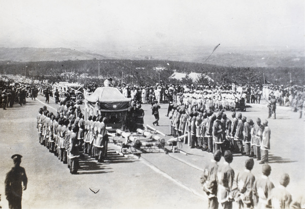 Undertakers lining up next to Sun Yat-sen's Catafalque, 1929