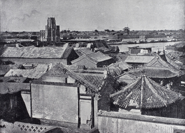General view of Tianjin, including the Cathédrale Notre-Dame-des-Victoires (望海樓教)
