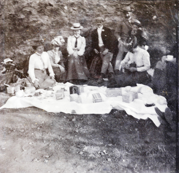 Picnic to the 'Blossoms', Chefoo, 1902