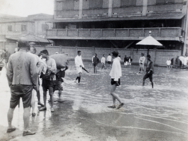 Hankou during 1931 floods, Wuhan