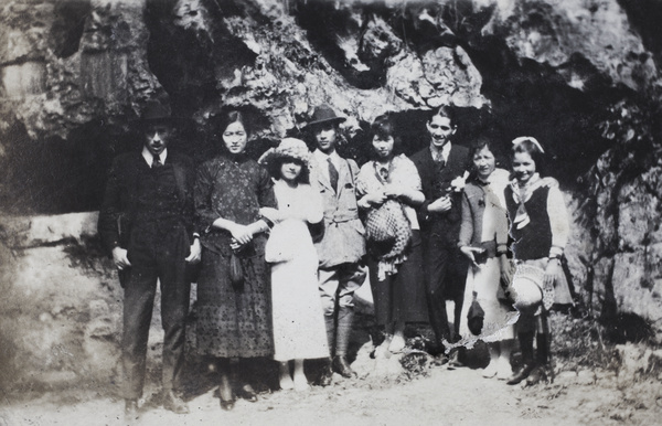Tom Hutchinson with a group visiting Hangzhou