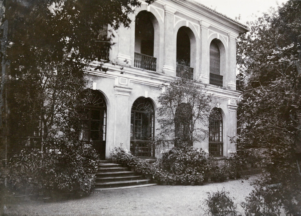 Commissioner’s House, Kiukiang - the Hughes family home from 1898 to 1902