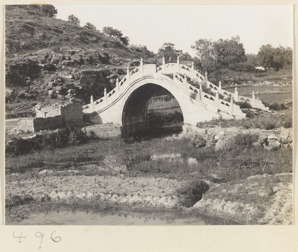 Single-arched bridge at Yuquan Hill