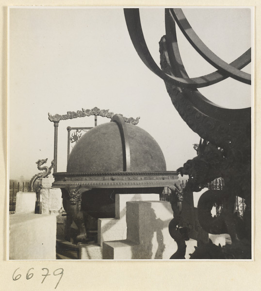 Astronomical instruments at Guan xiang tai