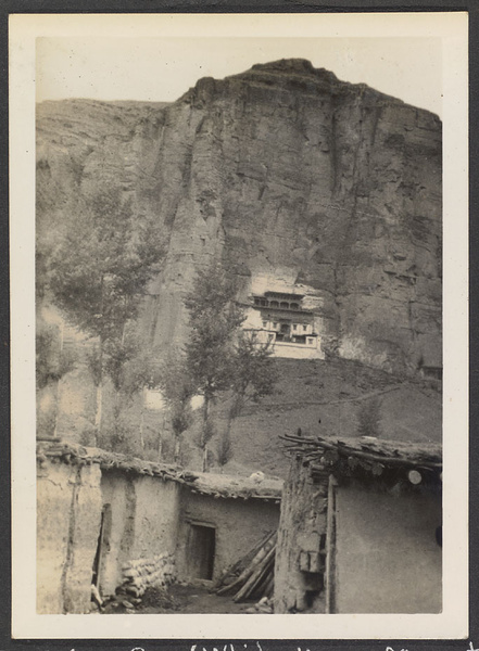 Sining, capital of Tsinghai or Koko Nor.  Tibetan lama temple.  Pe Ma Sz (White Horse Monestary) [sic].