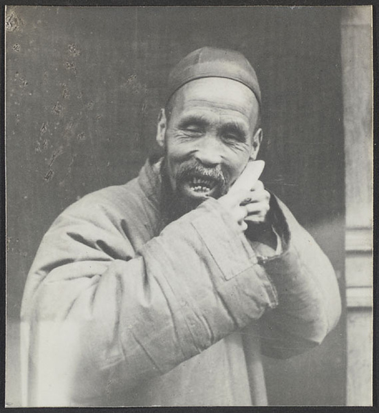 Kung Men Chen, Kansu.  A Moslem tax collector.  He befriended Mrs. Botham in 1927-8.