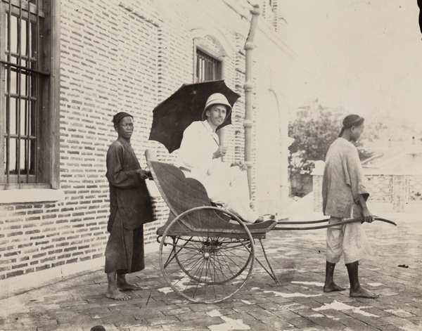 Dr John Otte in a rickshaw with two pullers, Hope Hospital, Gulangyu, Xiamen