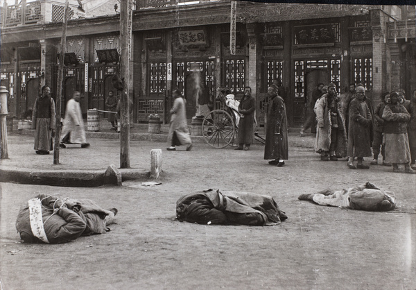 Bodies of executed looters, Peking Mutiny, 1912
