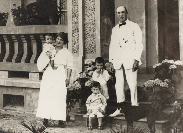 James Connolly Steen and family