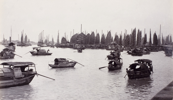 Boats on the Pearl River, Canton