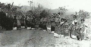 Young women and girls, Yunnan Province