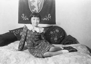 Gladys Hutchinson, wearing a dress with a Pierrot collar, Shanghai