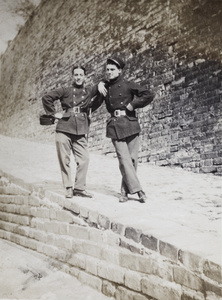 John Piry and an unidentified man, both wearing French uniforms