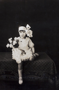 Bea Hutchinson, flower girl for the wedding of Maggie Hutchinson and John Henderson, Shanghai, 7 November 1925