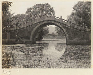 Single-arched stone bridge at Yihe Yuan