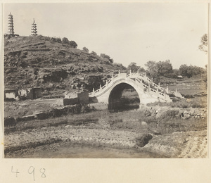 Yu feng ta (left), Hua zang hai ta (center) and single-arched bridge at Yuquan Hill