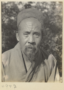 Daoist priest on Hua Mountain