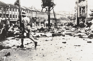 Aftermath of 'Bloody Saturday' bombing in Ave Edward VII, Shanghai - outside the Great World Entertainment Centre (Dashijie 上海大世界), 14 August 1937