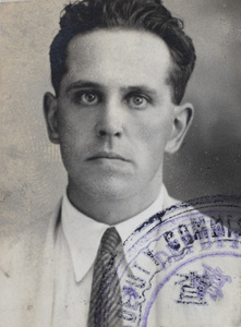 Photograph of John Montgomery in his SMC 'Licence To Carry Firearms'
