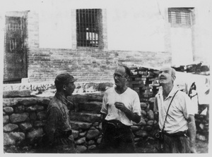 General Nie Rongzhen (Nieh Jung-chen 聂荣臻), Michael Lindsay (林迈可) and Dr Norman Bethune (白求恩)
