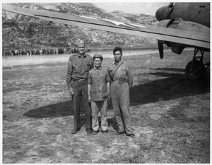 Major Dole, Hsiao Li Lindsay (李效黎) and Li Xue ('Mike' Alley, an adopted son of Rewi Alley), beside a USAAF Douglas C-47 Skytrain (Dakota), Yan'an (延安)