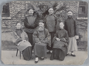 George Nicoll and his wife Mary Ann, with other missionaries wearing Chinese clothes