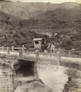 Bearers with a sedan chair crossing a bridge in the Yongchun valley, Fujian