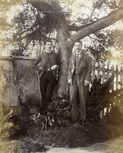 Cecil Arthur Verner Bowra and John Walter Richardson, Xiamen