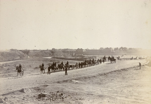 Japanese field battery approaching the Weitze on Racecourse Road, Tianjin, 1900