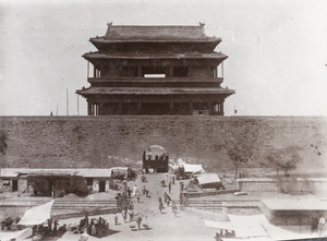 Level crossing in front of Chongwenmen Gate-tower (崇文门), Beijing