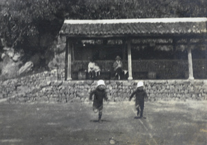 Stanley and Barry Peck on tennis court, Mokanshan