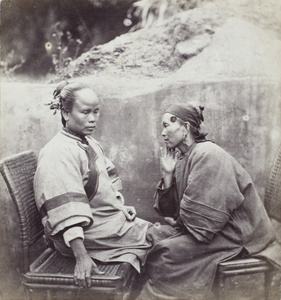 Two women chatting, Xiamen