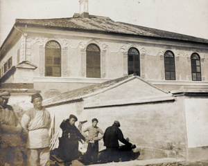 Chinese men outside 'Errol', the home of George and Esme Hutton Potts, Shanghai