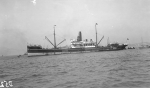Steamer “Chusan” (舟山) at anchor