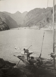 Boatmen on the Bei River (北江)
