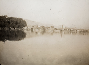 A town viewed from the river (probably the Bei River 北江)